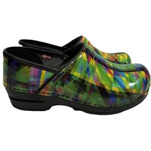 Sanita Women's Professional Clogs Sz 37 EU 6.5-7 US Multicolor‎ Geometric EUC